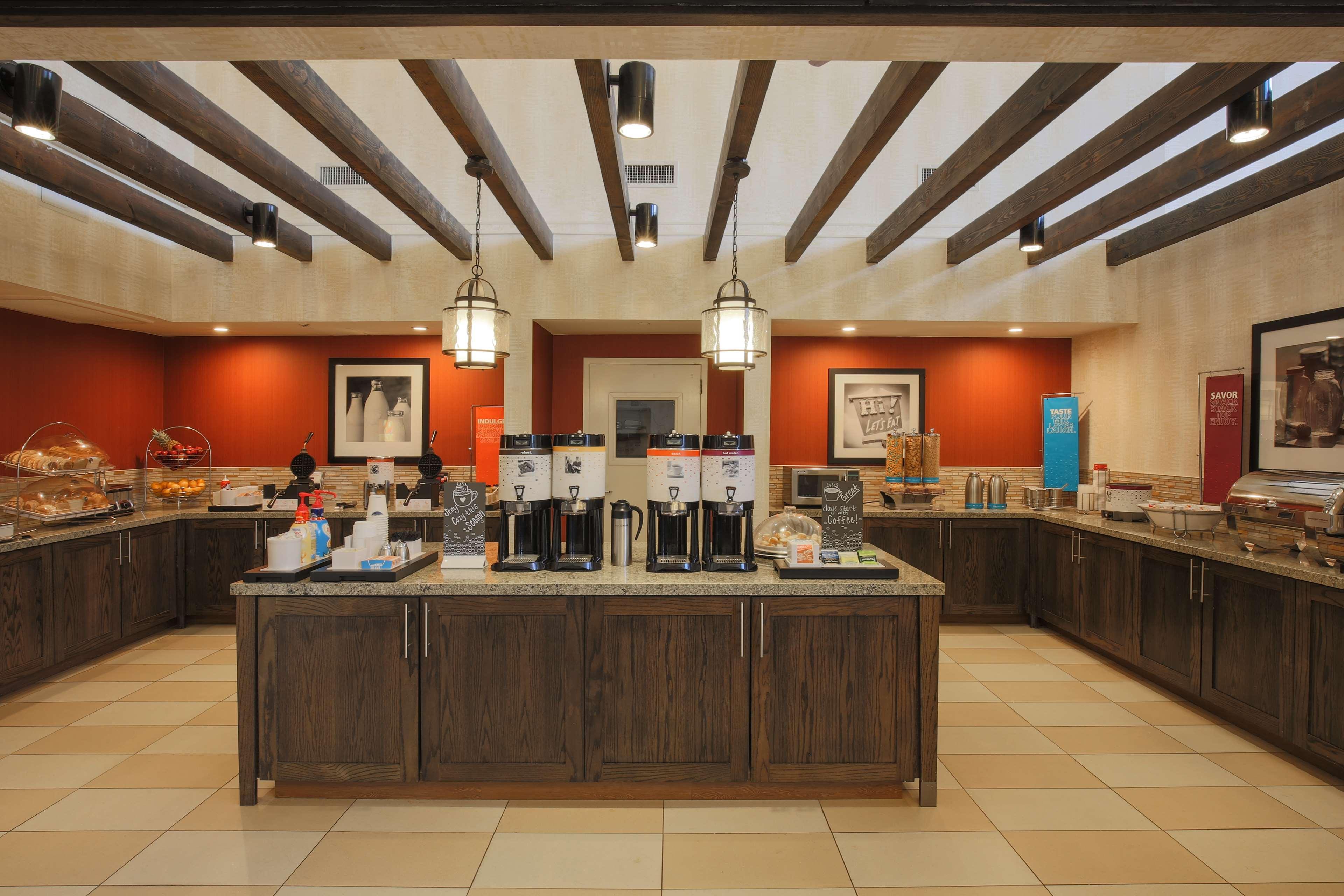 Hampton Inn & Suites Camarillo Εξωτερικό φωτογραφία