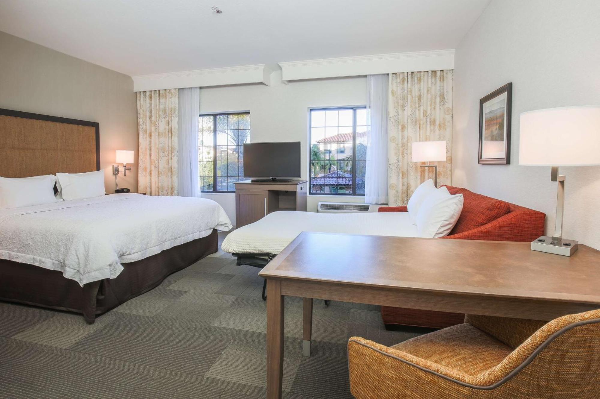 Hampton Inn & Suites Camarillo Εξωτερικό φωτογραφία
