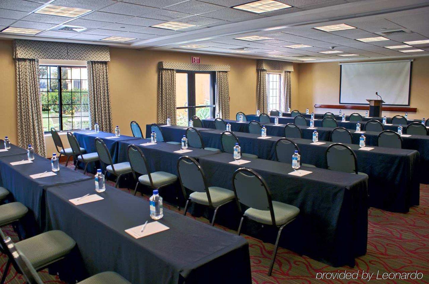 Hampton Inn & Suites Camarillo Ανέσεις φωτογραφία